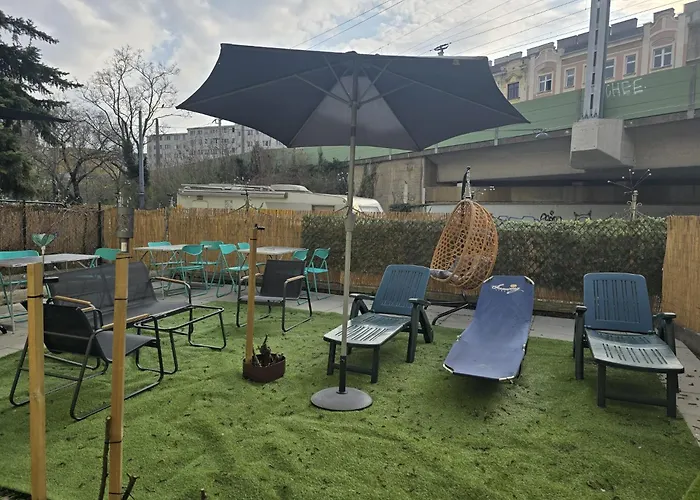 Near Danube & Millenium Tower - Massive Shared 4Br Apt